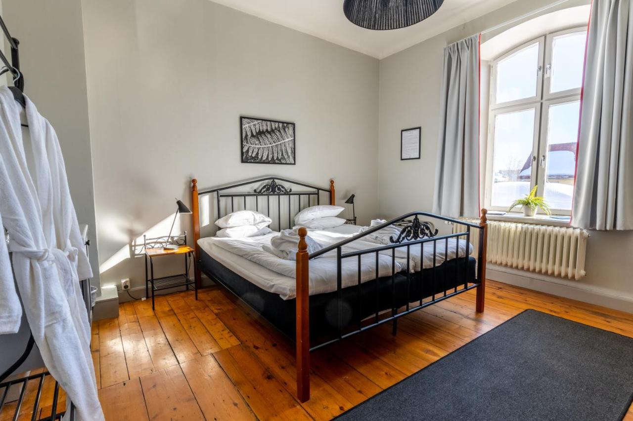 Hotell Gamla Faengelset 우메오 외부 사진